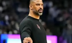 B体育体育课程-火箭遭独行侠逆转，失去领先优势