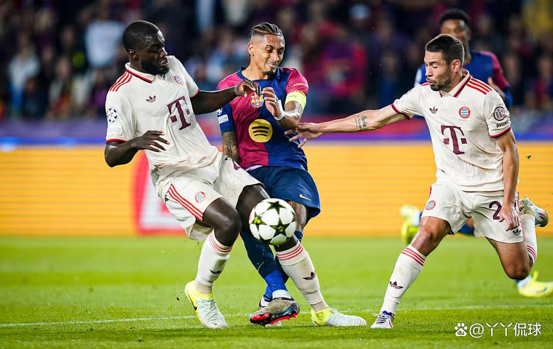 包含拜仁慕尼黑高效进攻，轻松获胜的词条