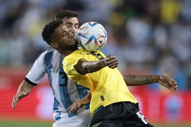 列斯联客场惨败，连败无门防线被对手粉碎