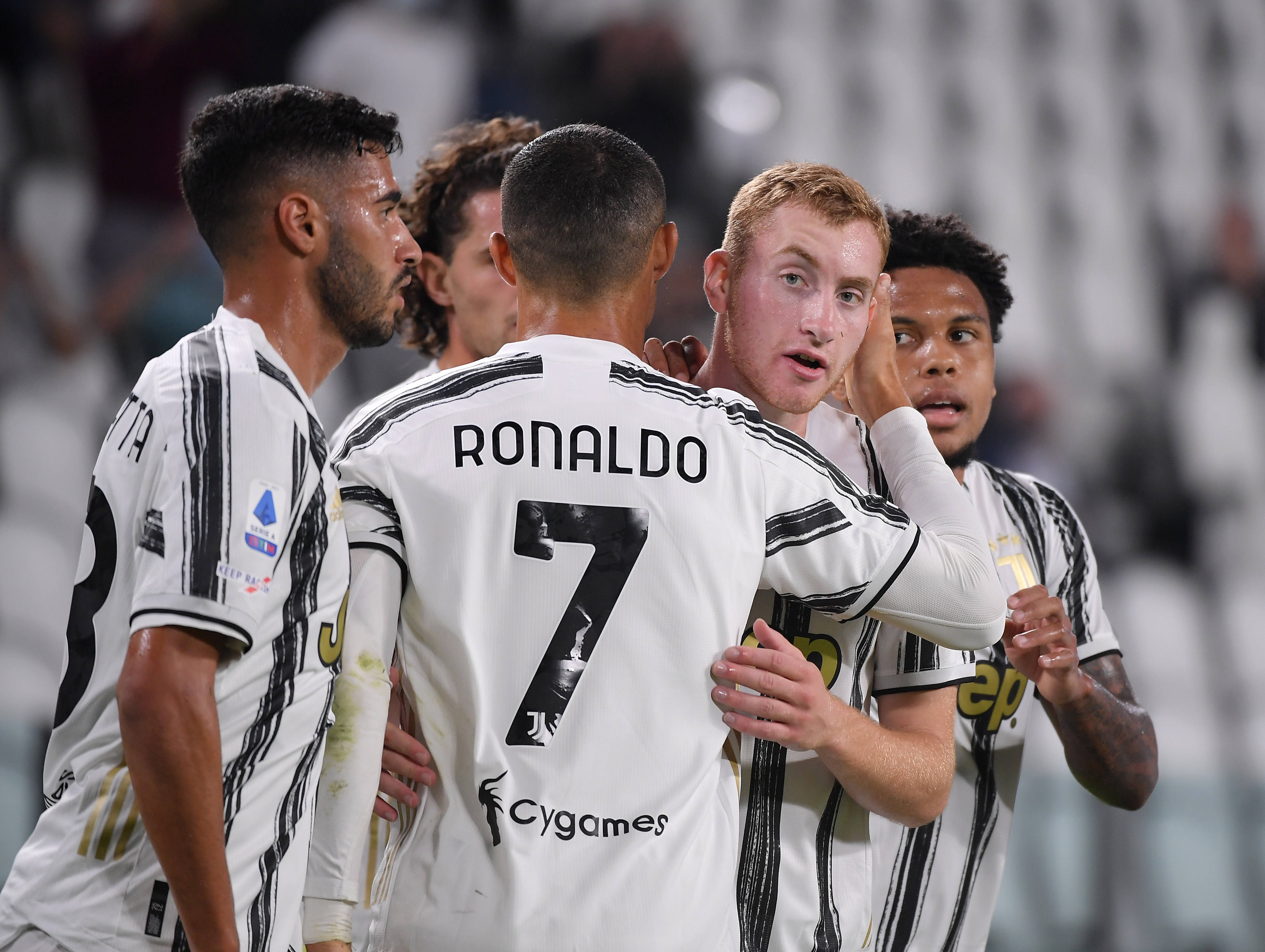 拉齐奥客场战平AC米兰,保持不败 拉齐奥客场战平AC米兰,保持不败