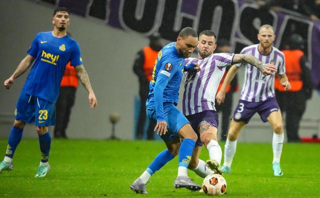 包含马赛主场击败图卢兹,全取三分守住争冠位置的词条 包含马赛主场击败图卢兹,全取三分守住争冠位置的词条