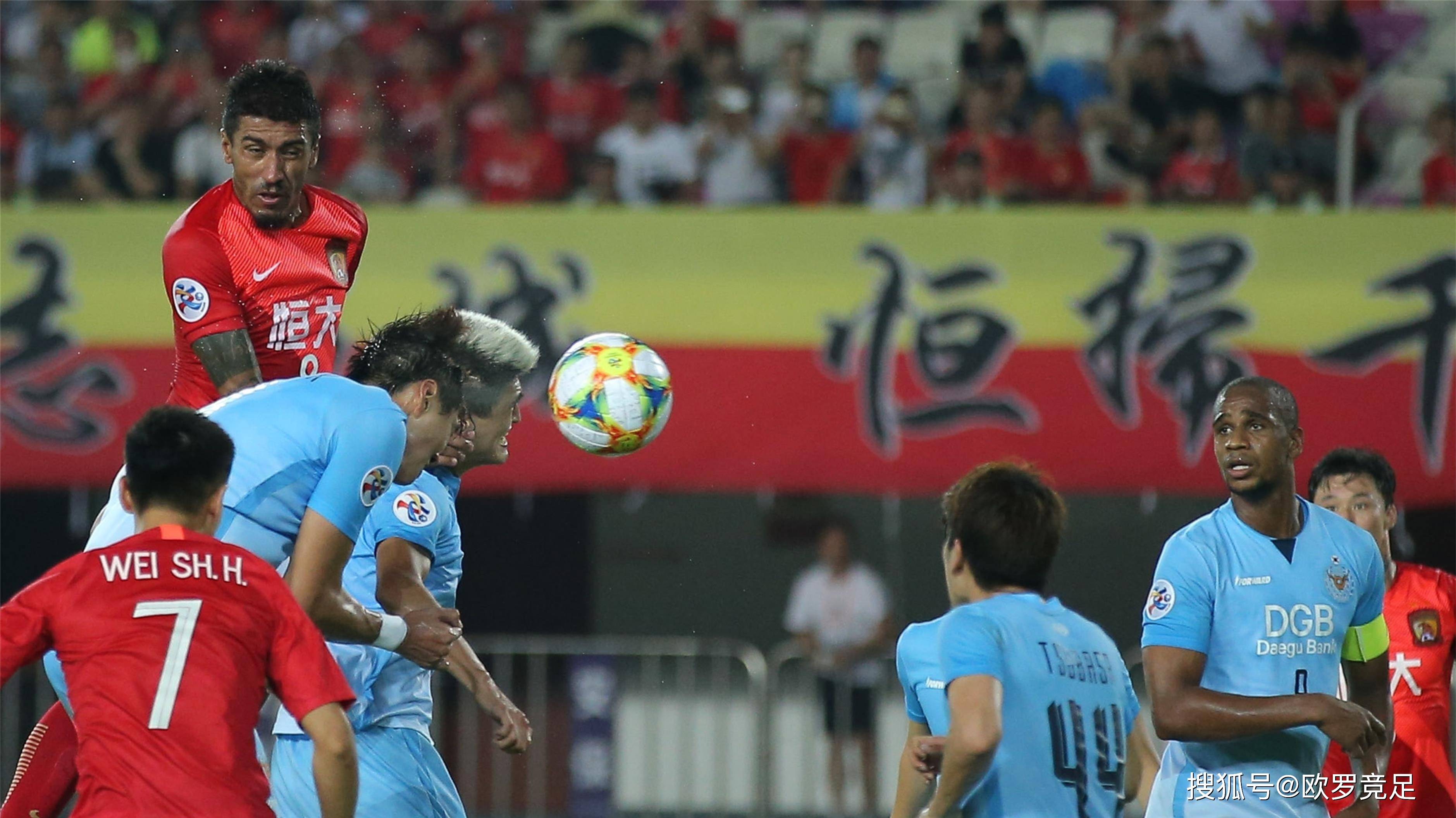 强强对话!传统劲旅展开激烈争夺战的简单介绍 强强对话!传统劲旅展开激烈争夺战的简单介绍