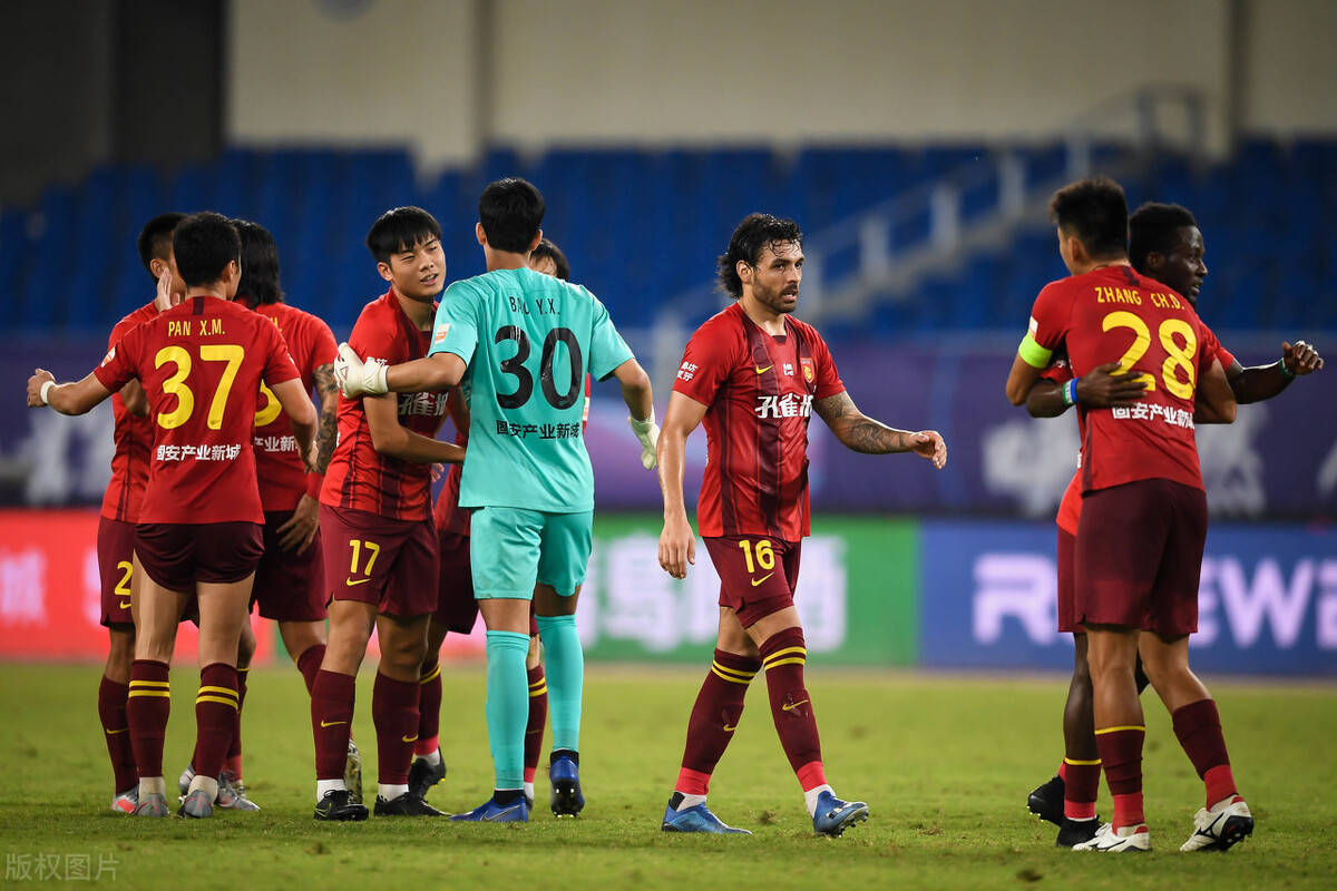 包含上港未能克服困境被沪申双雄镇压，命运凄凉局面惊人的词条