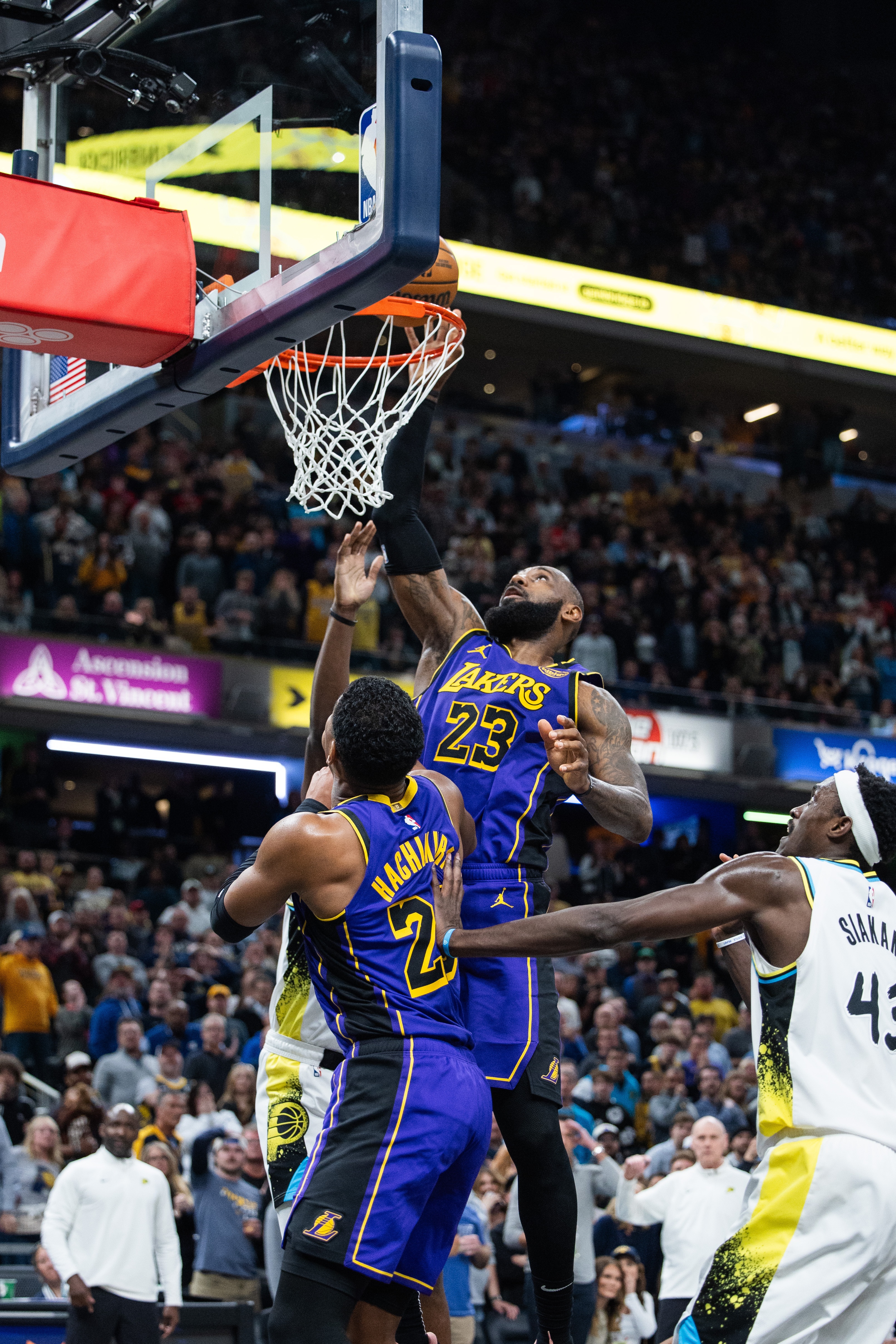 火箭逆袭湖人，约翰逊关键时刻出手