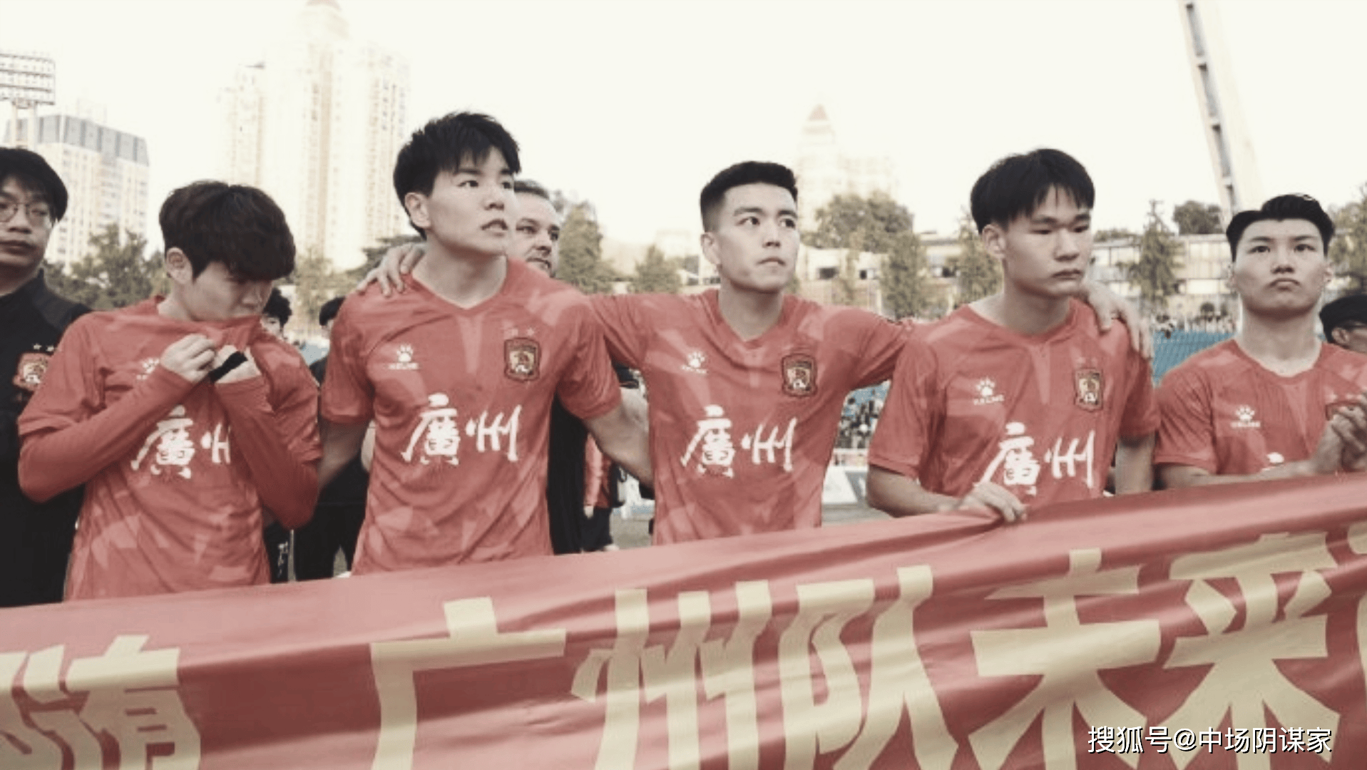 广州恒大客场胜利,稳固领先优势的简单介绍 广州恒大客场胜利,稳固领先优势的简单介绍