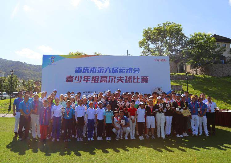 西南运动员斩获大奖尽显实力的简单介绍 西南运动员斩获大奖尽显实力的简单介绍