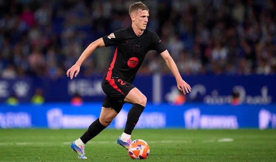 包含RB莱比锡队长表现出色，带领球队逆转胜利的词条