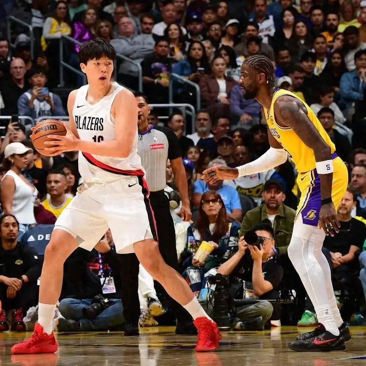 开拓者vs热火，谁能在场上占据优势的简单介绍