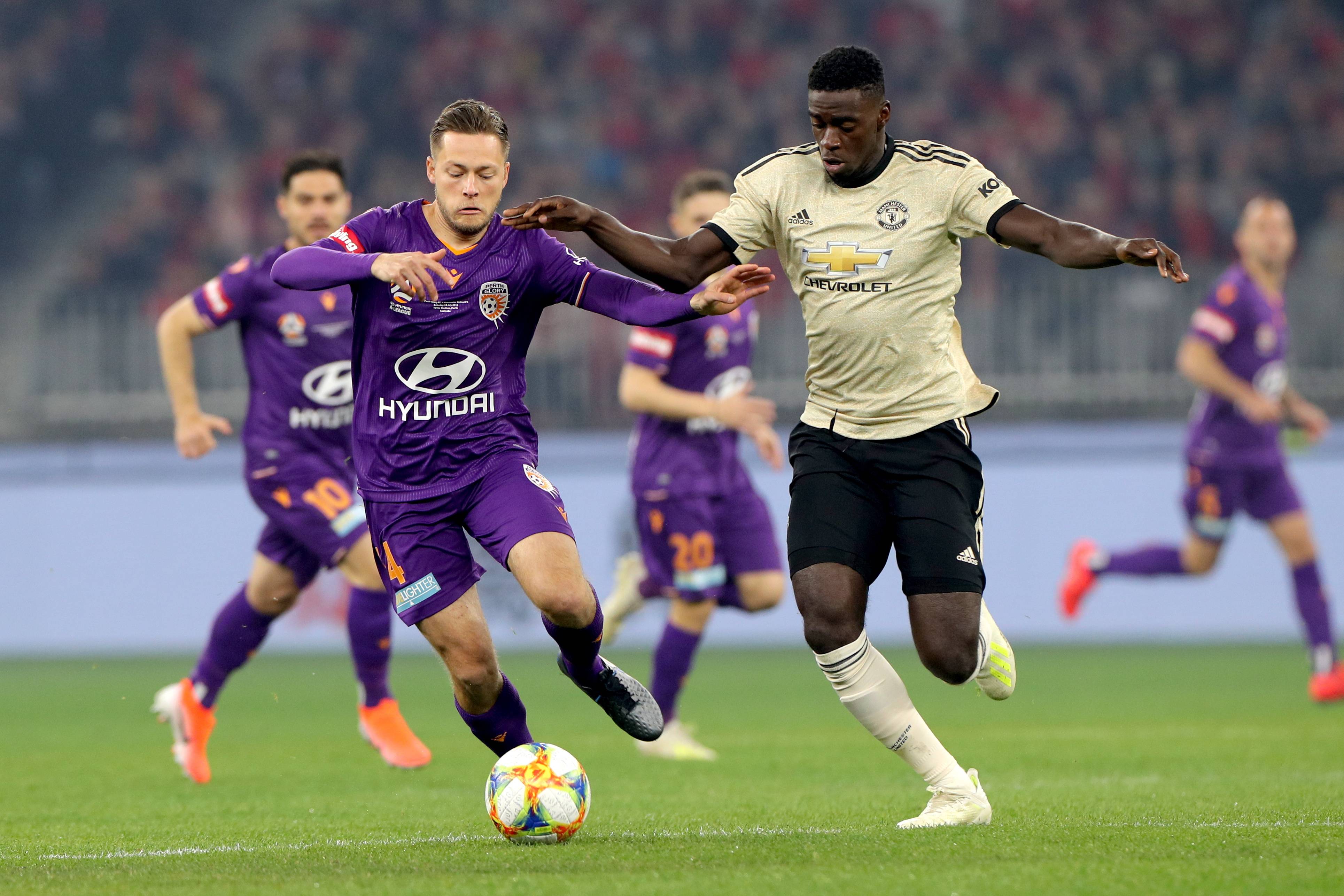 纽卡斯尔客场夺冠，实力无可匹敌