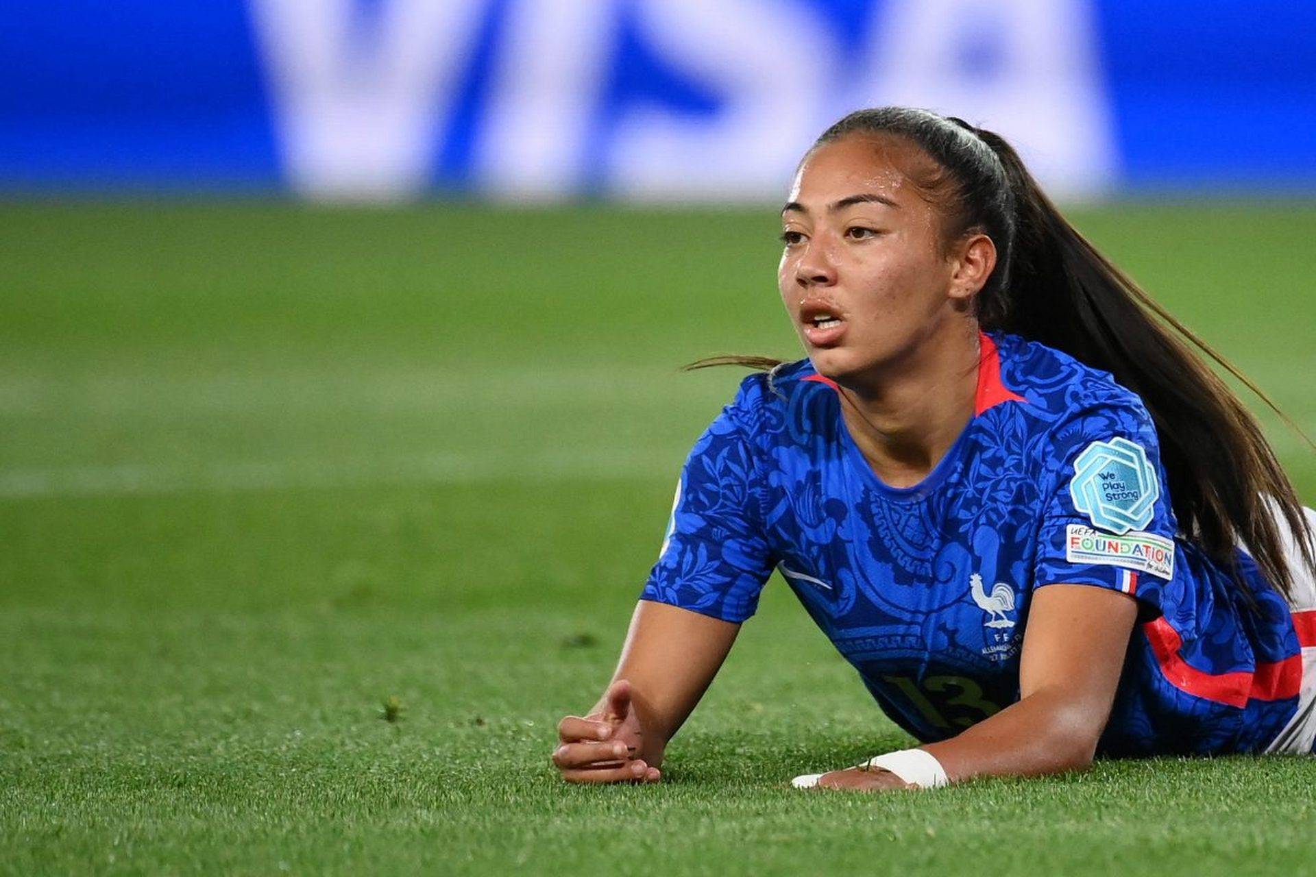 哥伦比亚女足队员受伤退出国际赛事