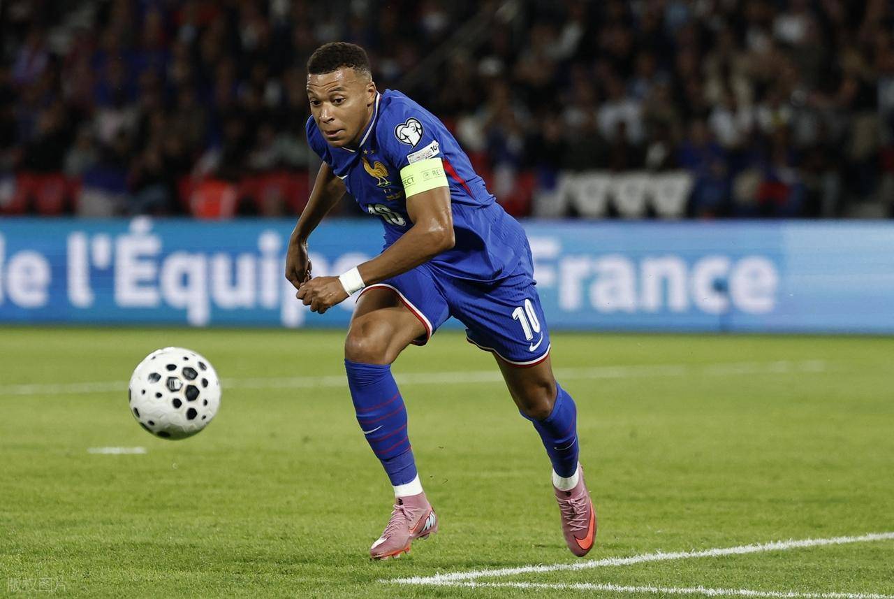 法国凭借进球击败冰岛队