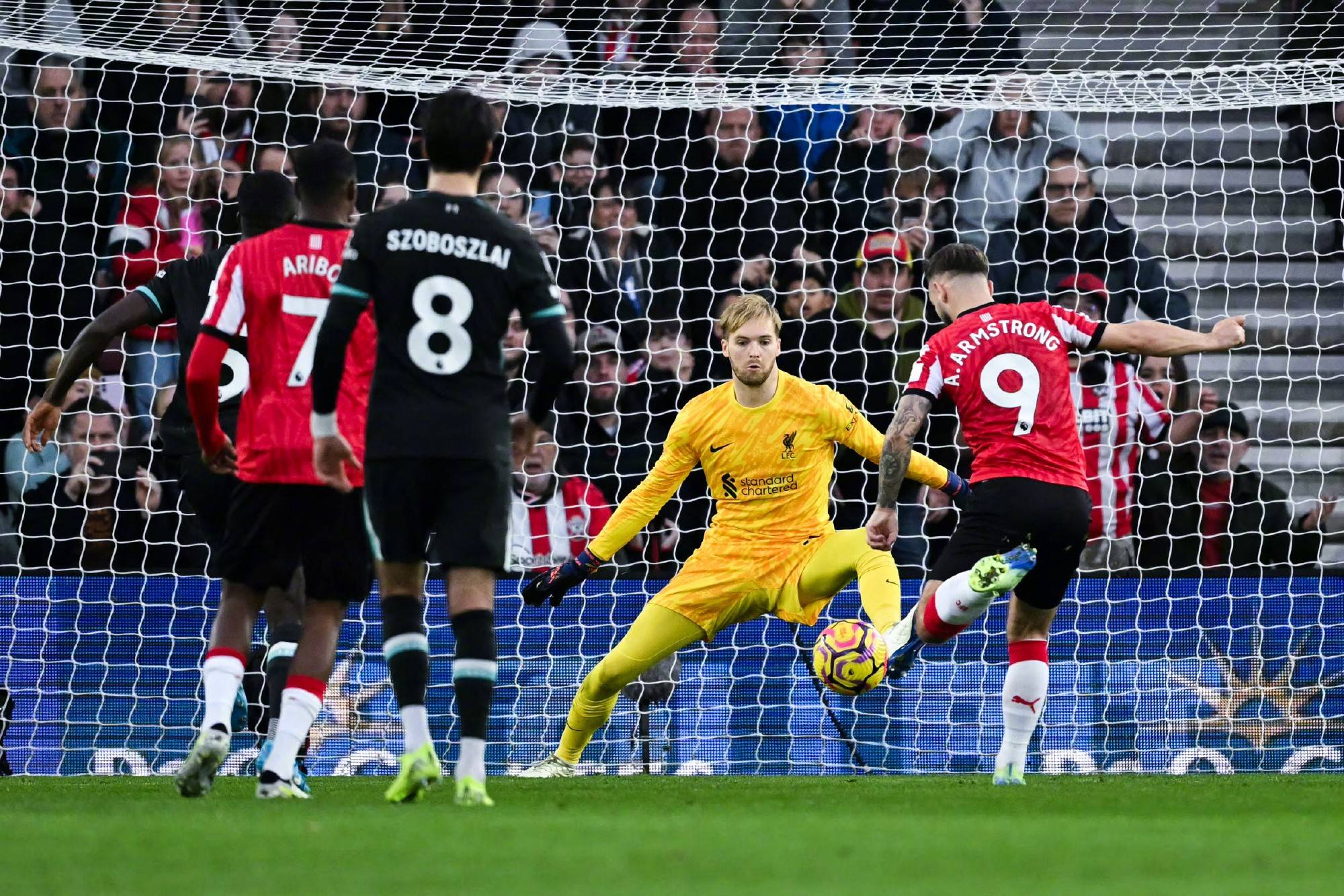 包含利物浦惨遭逆转，错失晋级机会！的词条
