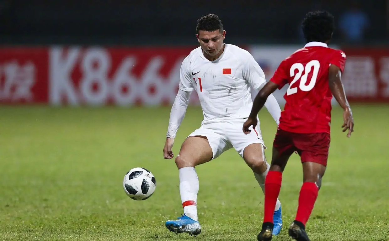 关于吉林城中锋在广州成功射门保级希望大增的信息 关于吉林城中锋在广州成功射门保级希望大增的信息